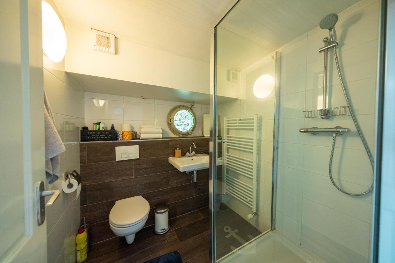 De Coaster & Aquarium Ponton Hotel Rotterdam Ngoại thất bức ảnh