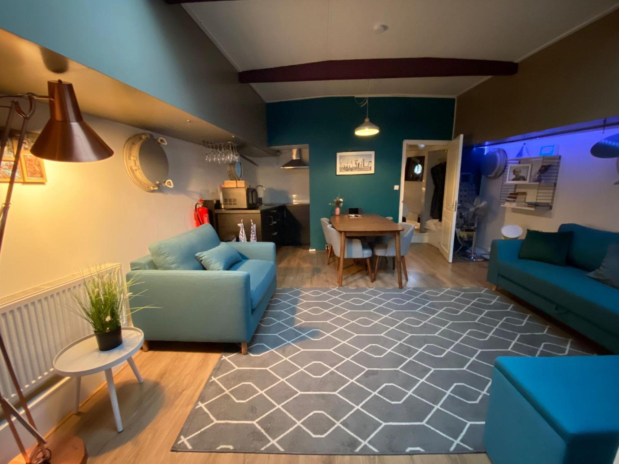 De Coaster & Aquarium Ponton Hotel Rotterdam Ngoại thất bức ảnh