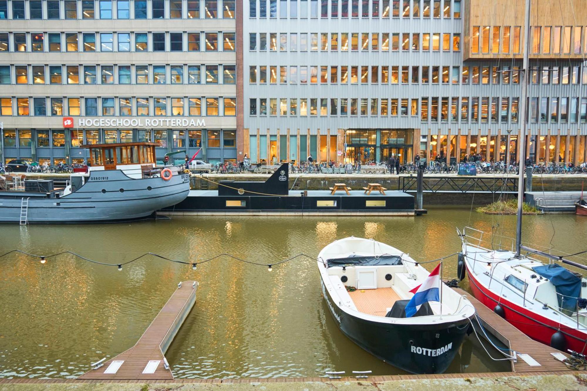 De Coaster & Aquarium Ponton Hotel Rotterdam Ngoại thất bức ảnh